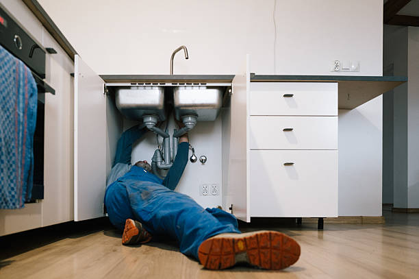 Professional Leak Detection technician working in Bradford, NH